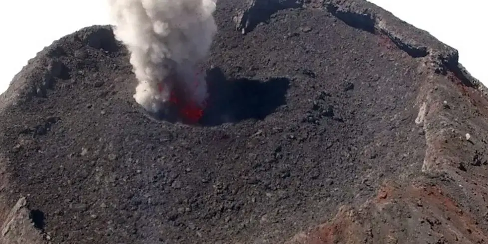 Drone-footage-of-a-volcano