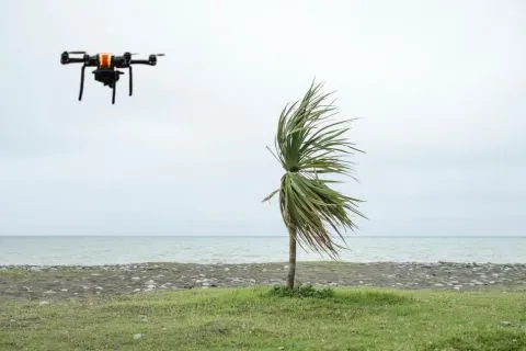 Flying drone in Strong winds